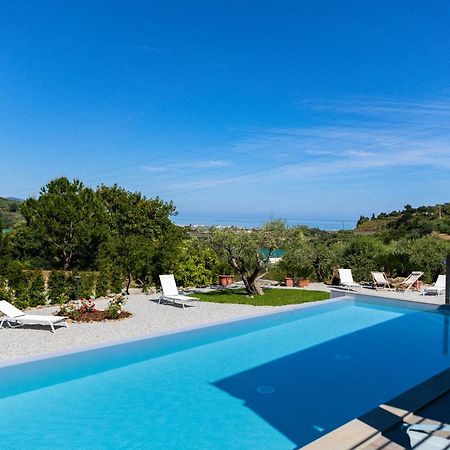 Bioagriturismo Antica Sena Milici Luaran gambar