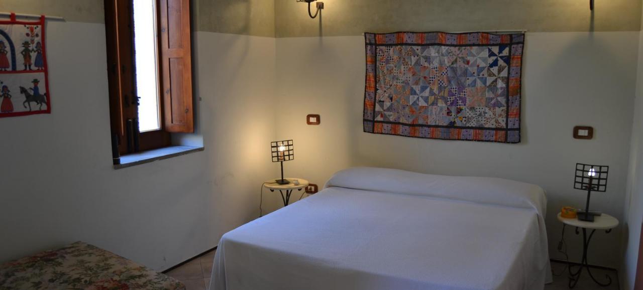 Bioagriturismo Antica Sena Milici Luaran gambar