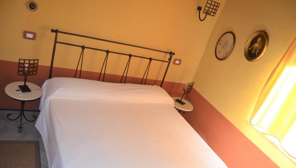 Bioagriturismo Antica Sena Milici Luaran gambar
