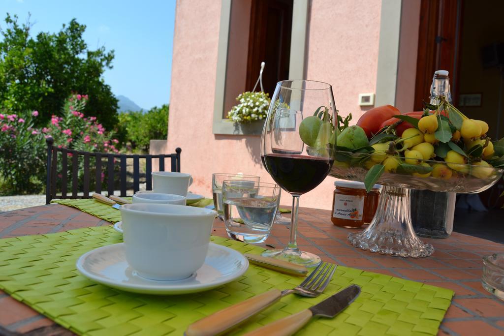 Bioagriturismo Antica Sena Milici Luaran gambar